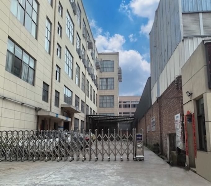 plant gate